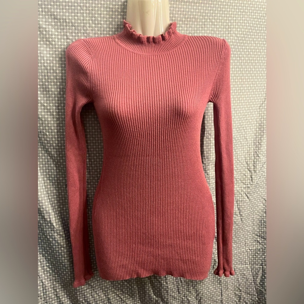 Derek heart turtle neck long sleeves